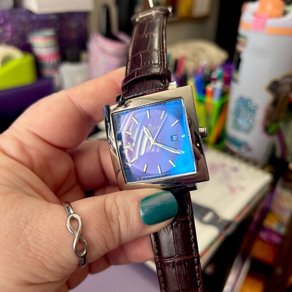 Japanese PureDial Square Legacy in Sapphire Blue and Silver with Leather Strap - Picture 4 of 15